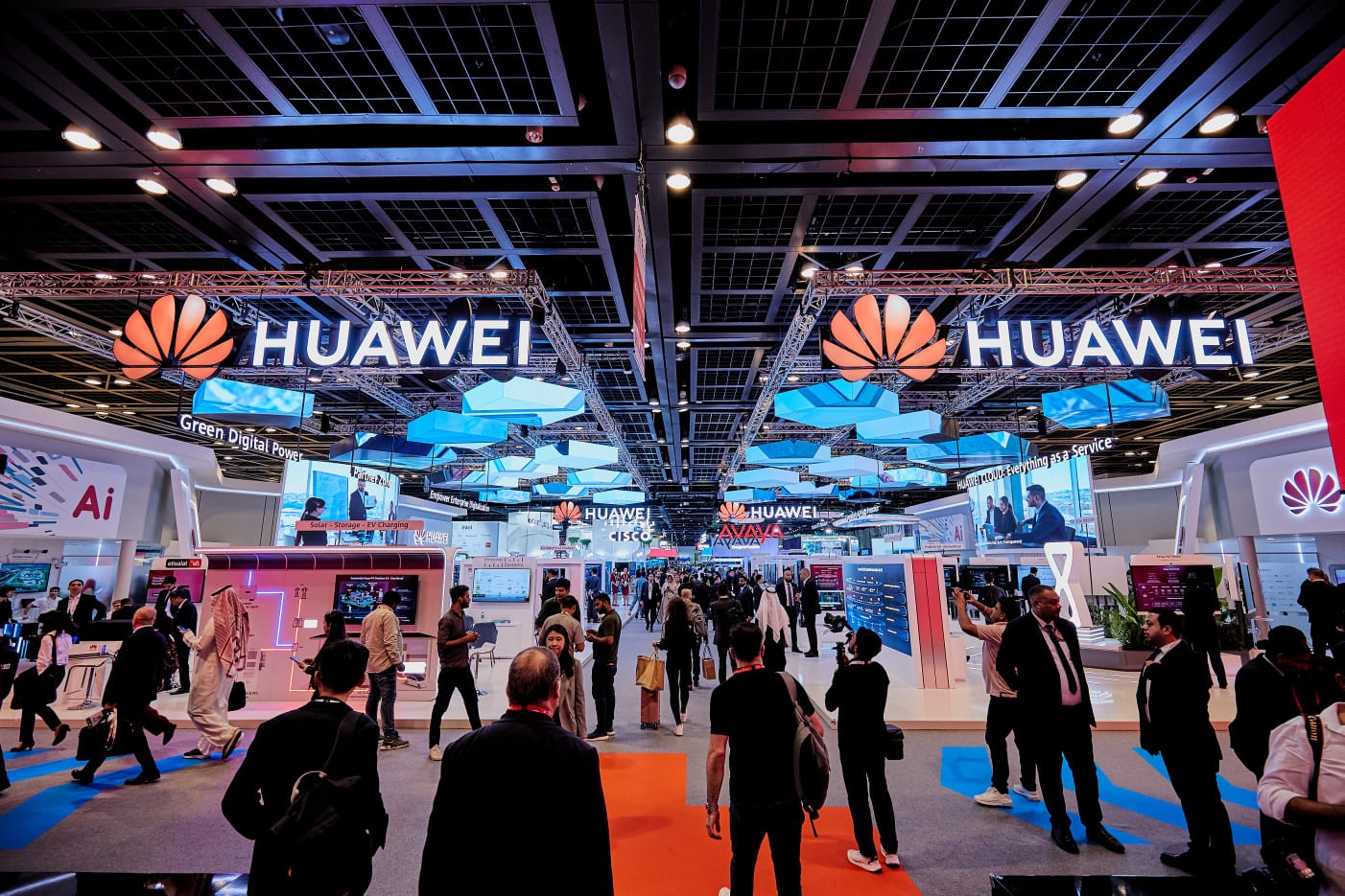Huawei’s Cutting-Edge Showcase at Gitex Global 2023 in Dubai